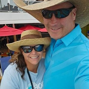 Meet your Posher, Kelli